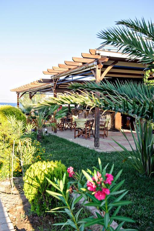 Karfas Bay View Apartment Luaran gambar