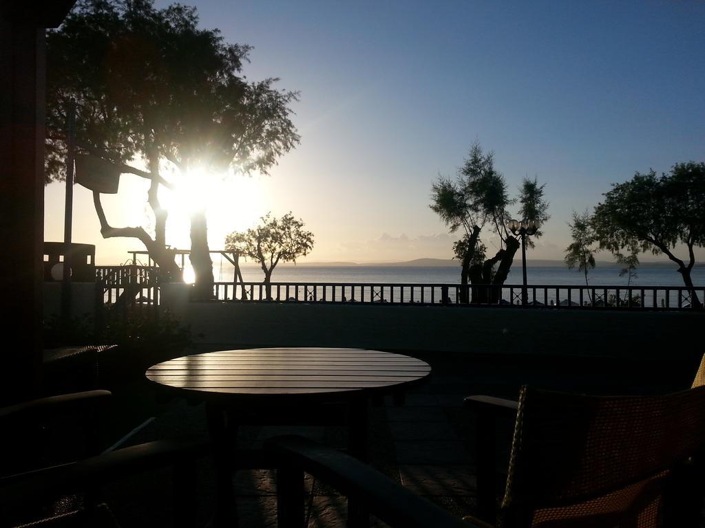 Karfas Bay View Apartment Luaran gambar