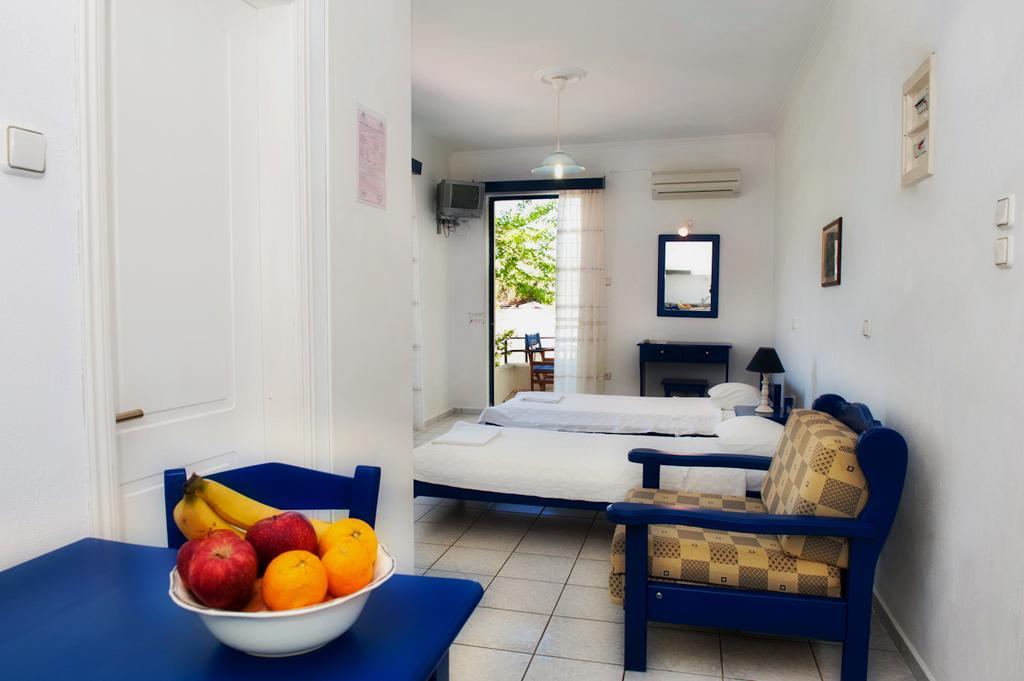 Karfas Bay View Apartment Luaran gambar
