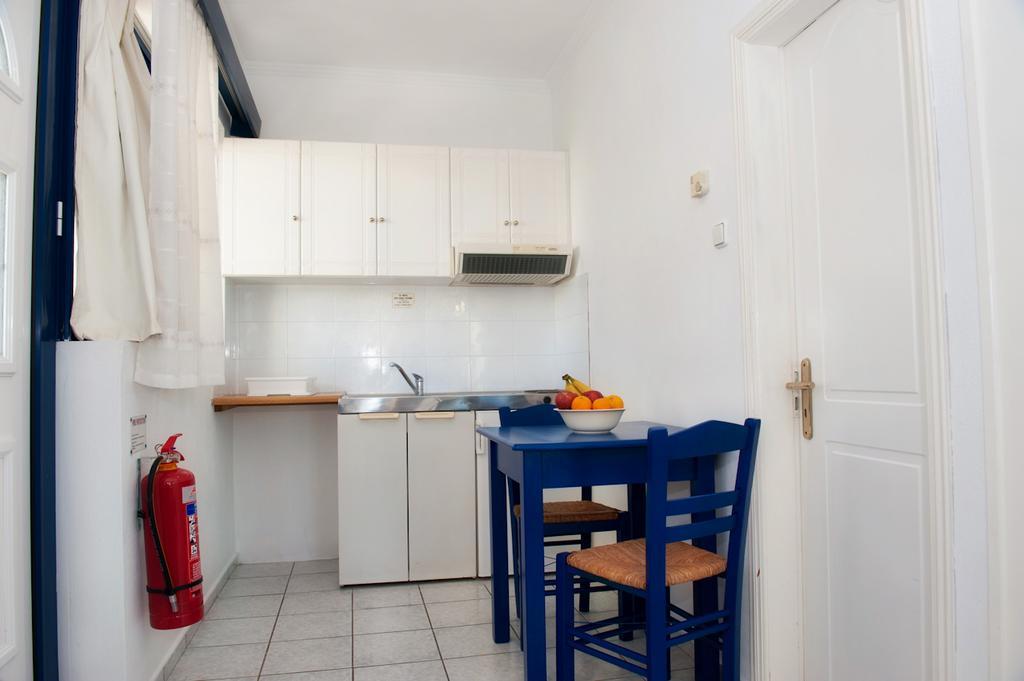 Karfas Bay View Apartment Luaran gambar