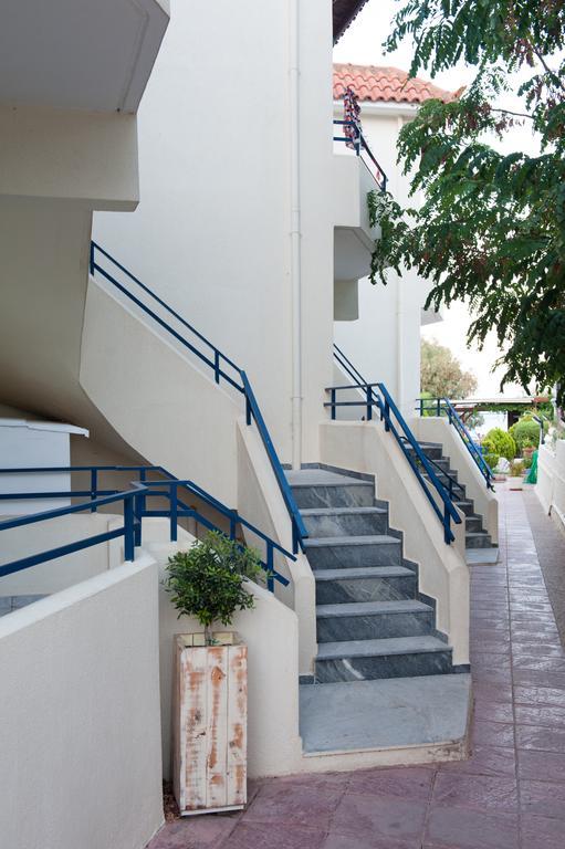 Karfas Bay View Apartment Luaran gambar